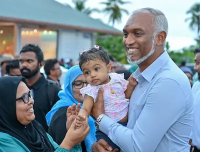 ދަރިންނަކީ ޤައުމުގެ މާދަމާ؛ އެކުދިންނަށް ކުރިއަރައިދިޔުމުގެ ފުރުސަތު ފަހިވާން ޖެހޭ: ރައީސް