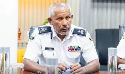 މަހްމޫދު ރިޔާޒުގެ ވަޒީފާ އަލުން އިޢާދަ ކޮށްދެއްވުމަށް 241 ކޮމިޓީން ރައީސަށް ލަފާ އަރުވައިފި