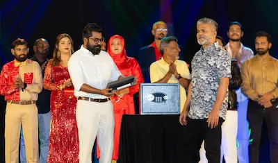 ގިނަ ބައެއްގެ އިންތިޒާރަށް ނިމުމެއް؛ ކުލަގަދަ ހަފުލާއަކާއެކު ‘ކޮސް ގިނަ މިސްޓޭކް’ ޕްރިމިއަރ ކޮށްފި