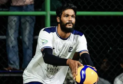 ނިލަންދޫ ރާވެރިޔާ 2025: ރެޒިޑެންސްގެ މައްޗަށް ކުރިހޯދައި މަރަޓާއިން މުބާރާތުގެ ފުރަތަމަ މޮޅު ހޯދައިފި