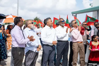 ދ. ބަނޑިދޫ އާއި މީދޫގެ އައިސް ޕްލާންޓްތައް ހުޅުވައި ޚިދުމަތް ދޭން ފަށައިފި