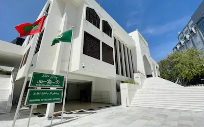 ފަޤީރުންގެ ތެރެއިން، ފްލެޓް ލިބި ޑައުން ޕޭމަންޓް ނުދެއްކި ތިބި، ފަރާތްތަކަށް ޕޭމަންޓް ދައްކައިދެނީ