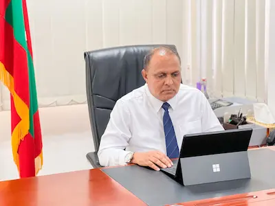 ޖޭއެސްސީގެ ރައީސްކަމާއި މެންބަރުކަމުން ރިޟާ އިސްތިއުފާދެއްވައިފި، ސަބަބެއް އަންގަވާފައިނުވޭ