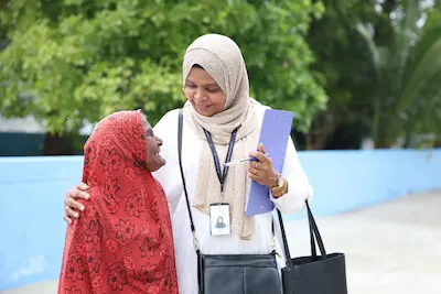 “ހާލު ކިހިނެއް؟” ޕްރޮގްރާމުގެ ދެ ވަނަ ފިޔަވަހި އައްޑޫ ސިޓީީގަ ފެށިގެން ކުރިއަށް!