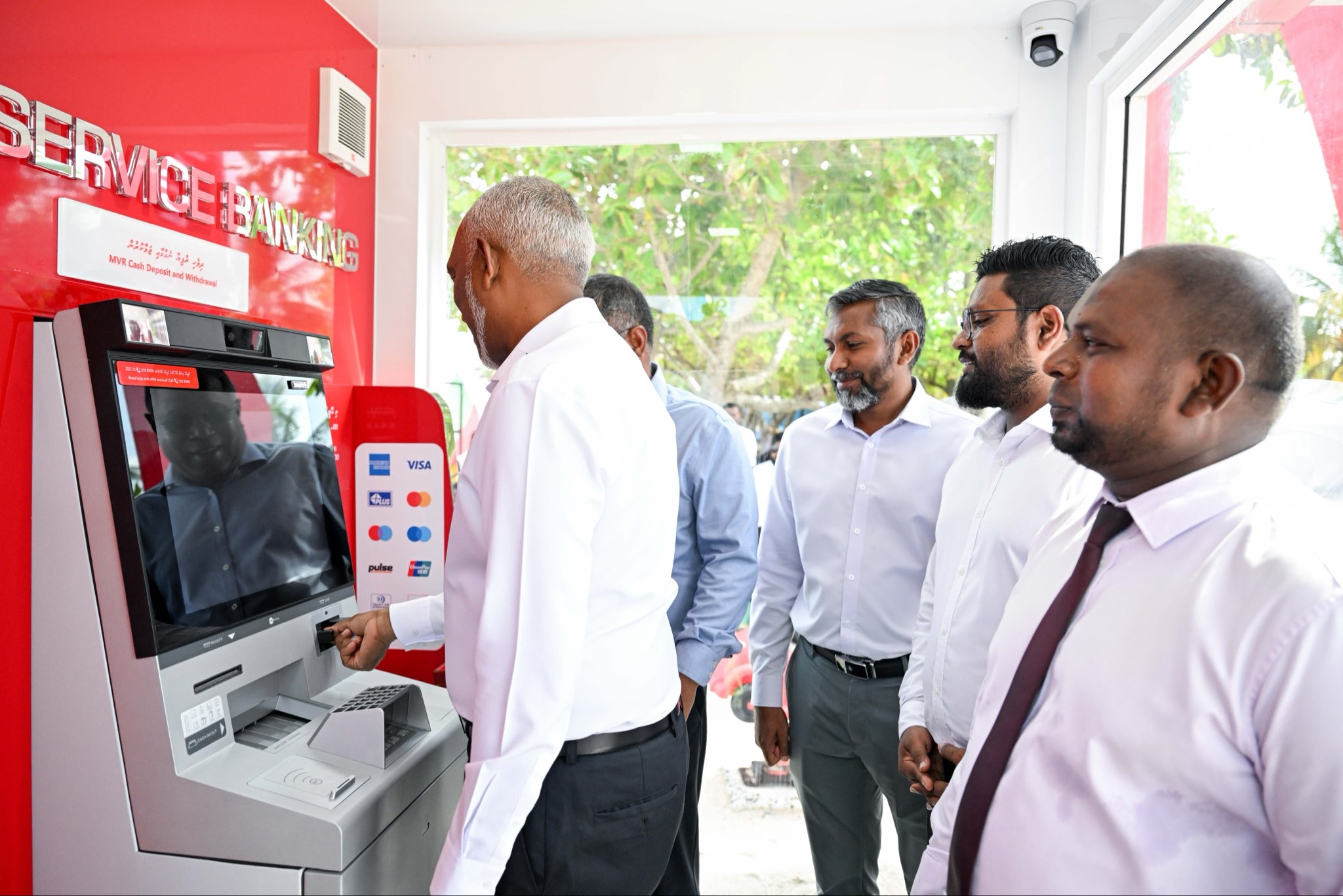 ލ. އިސްދޫގައި ބީއެމްއެލް އޭޓީއެމްގެ ހިދުމަތް ފަށައިފި