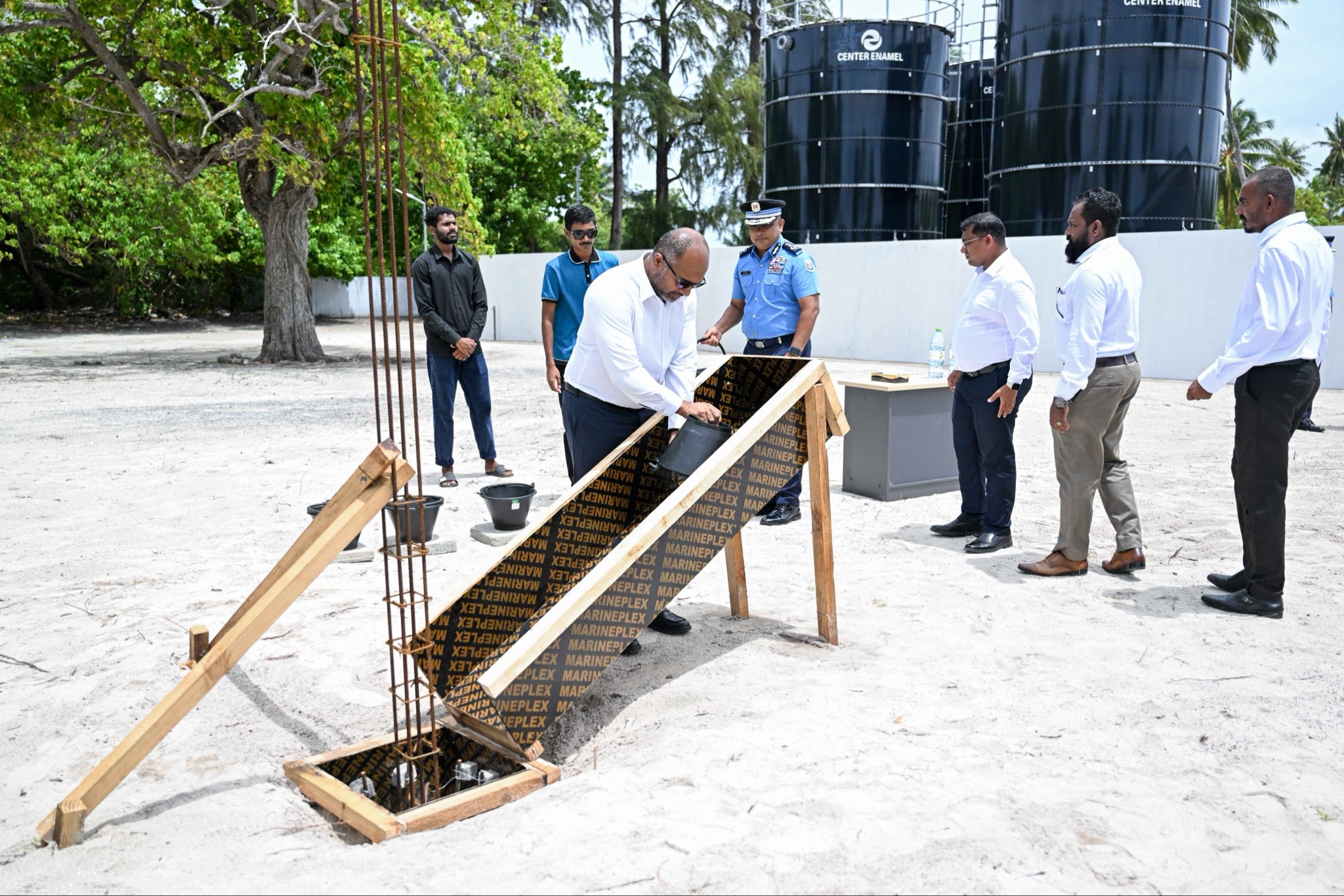 ލ. މުންޑޫ ފުލުހުންގެ މަރުކަޒު ޢިމާރާތް ކުރުމުގެ ޢަމަލީ މަސައްކަތް ފަށައިފި