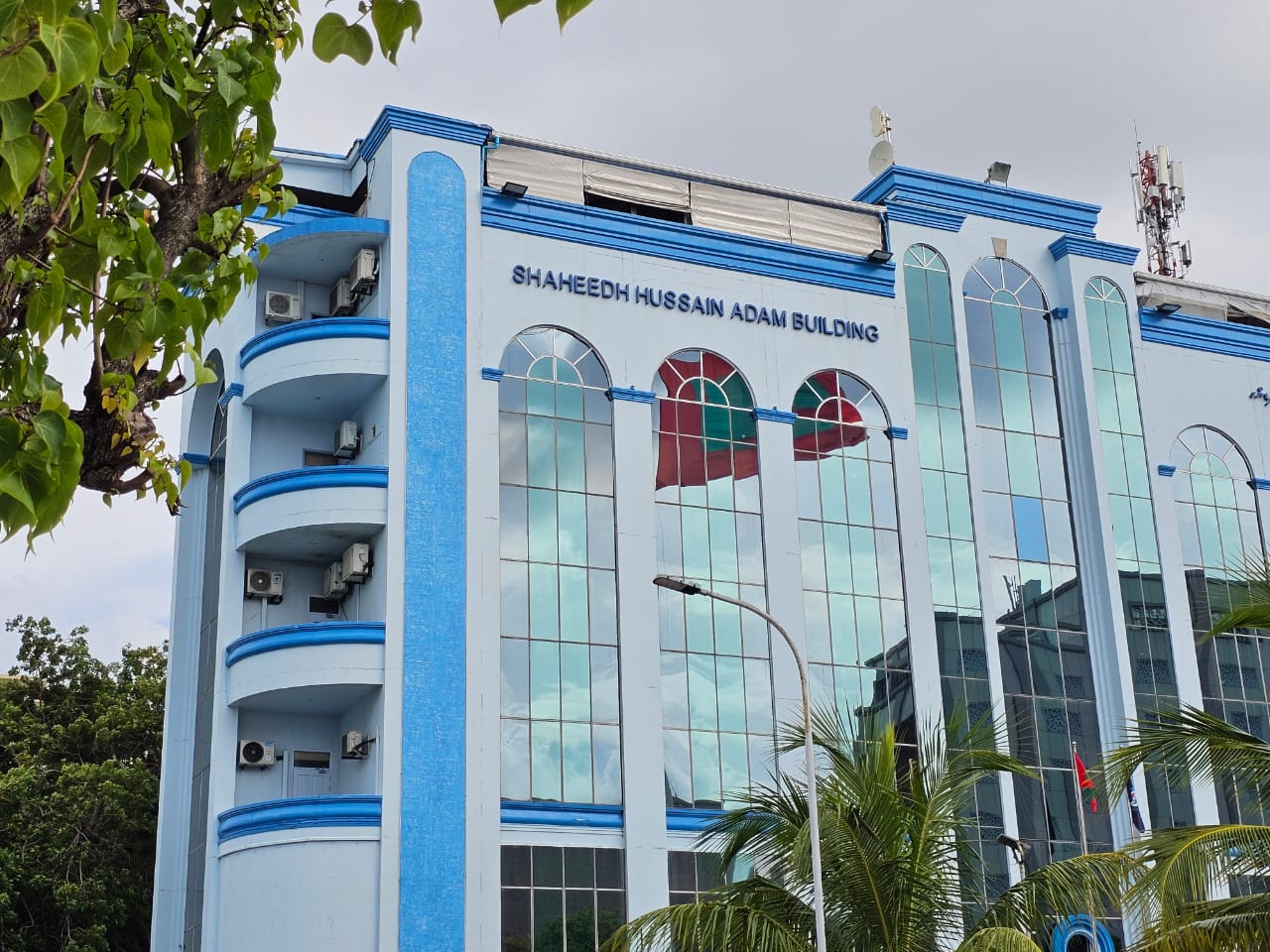36 ރަށެއްގައި ޕޮލިސް ސްޓޭޝަން އަޅާނެ ބަޔަކު ހޯދަނީ