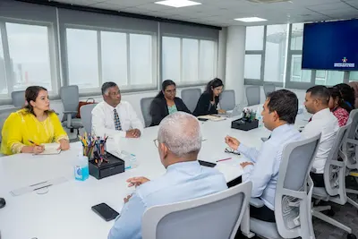 އެސްބީއައި އިން ޑޮލަރު ލިމިޓު ދަށްކުރުމުގެ ސަބަބުން ދިމާވި ދަތިތައް އިންޑިއާ ސަރުކާރުން ހައްލު ކުރަނީ