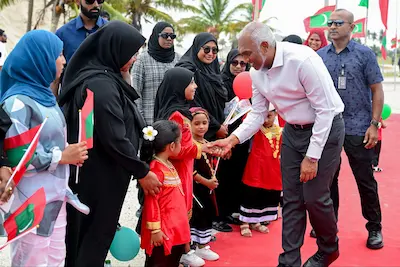 ރައީސްގެ ށ. އަތޮޅު ދަތުރުފުޅުގެ ތެރެއިން އެ އަތޮޅު މިލަންދުއަށް ވަޑައިގަންނަވައިފި