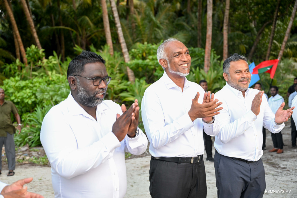 އެމްއޭސީއެލް އިން ތަރައްގީ ކުރާ ބިލެތްފަހި އެއަރޕޯޓު; ރައީސް ދެއްވީ, އެއްވެސް މަޑުޖެހުމެއް ނެތި 30 މަސްދުވަހުގެތެރޭ ނިންމަވާނެ ކަމުގެ ޔަގީންކަން!