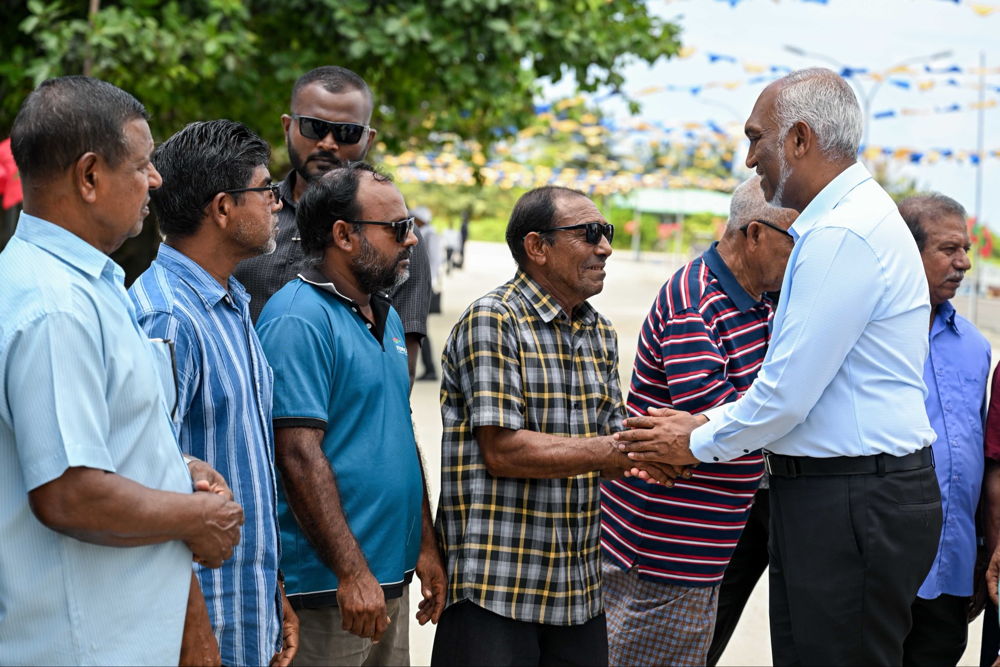 ރައީސްގެ ށ. އަތޮޅު ދަތުރުފުޅު: ކަނޑިތީމުން ހޫނު މަރުހަބާއެއް!