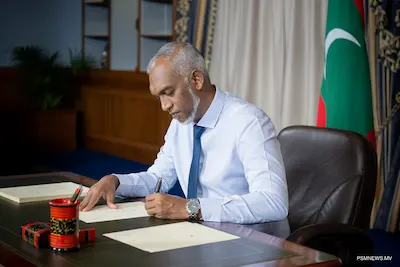 އައްޑޫ ކައުންސިލް އުފެދިފައިވާގޮތާ ގުޅޭގޮތުން ވޯޓެއް ނެގުމަށް ހުށަހެޅުއްވި ސުވާލުތަކަށް ރައީސް ބަދަލު ގެންނަވައިފި