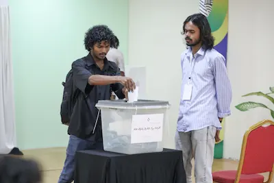 އިންތިޚާބަކާ ނުލައި ބްރޯޑްކާސްޓަރުންނާއި އެހެން މީޑިއާތައް ތަމްސީލު ކުރާ މެންބަރުން ހޮވިއްޖެ