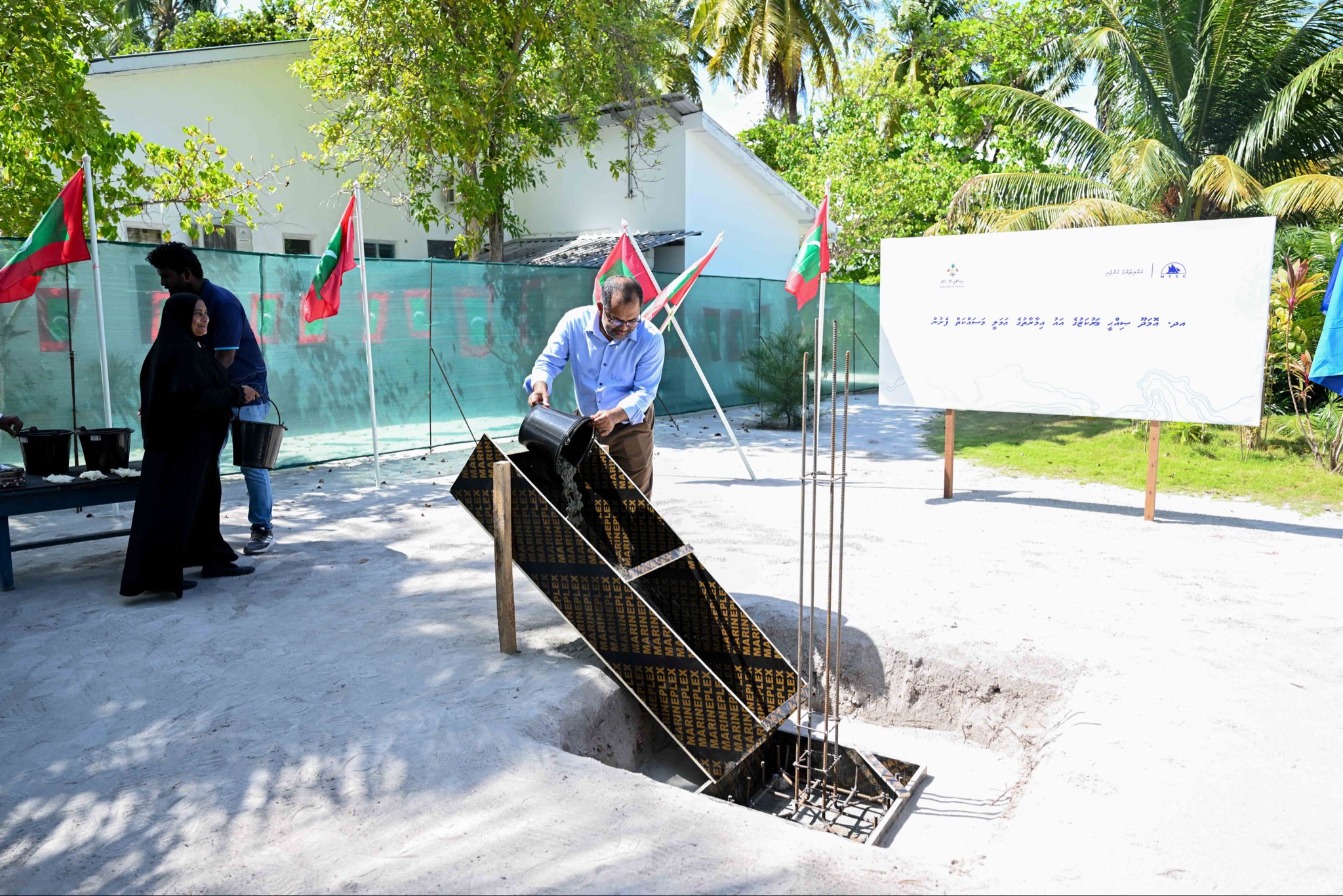 އޮމަދޫ ސިއްހީ މަރުކަޒުގެ އައު އިމާރާތުގެ އަމަލީ މަސައްކަތް ފަށައިފި