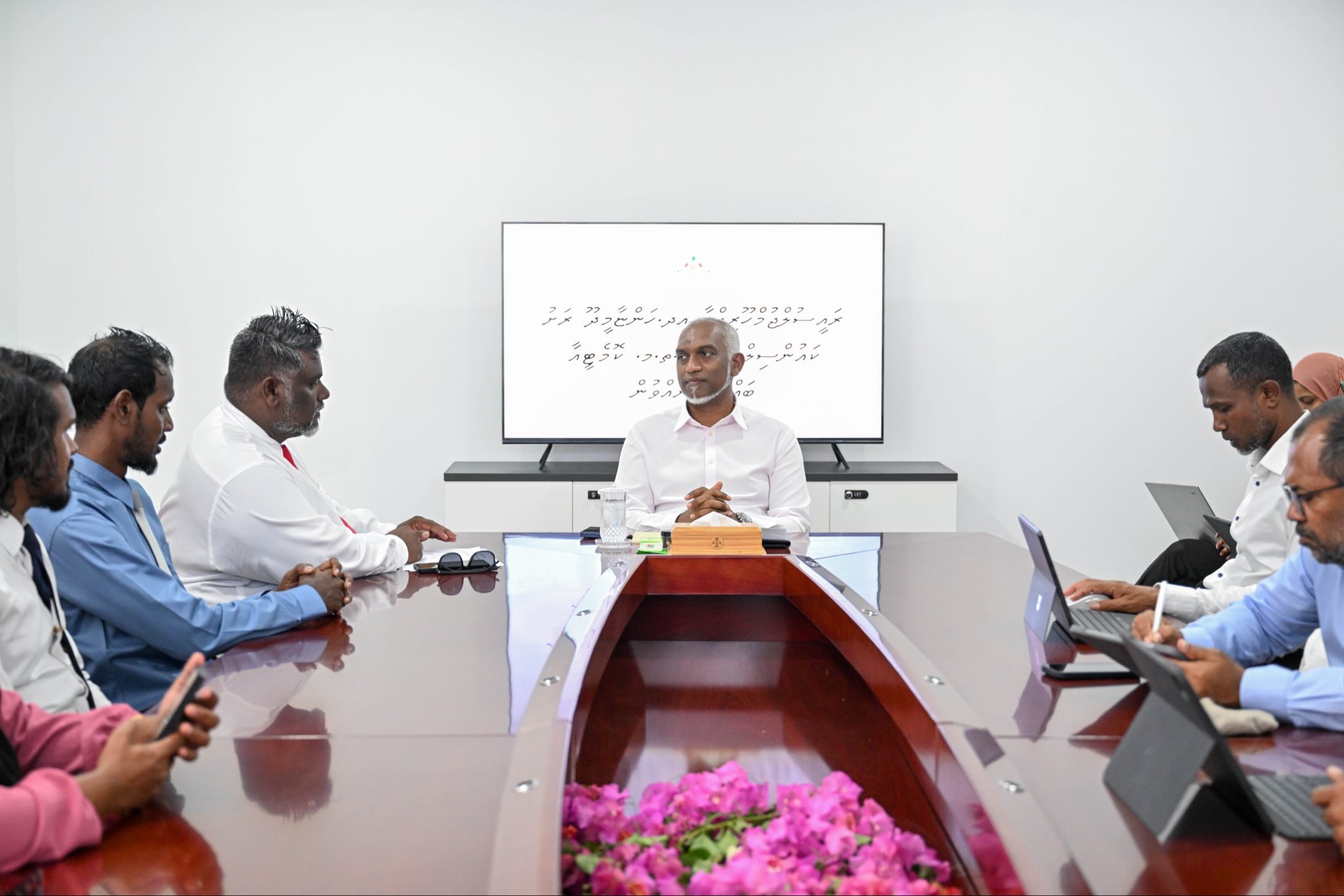 ހަންޏާމީދޫ ކައުންސިލްގެ އައު އިމާރާތް ރައިސް ހުޅުއްވައިދެއްވައިފި