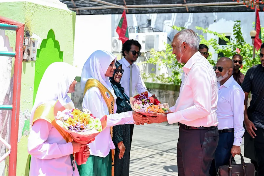 ދިގުރަށު ސިއްޙީ މަރުކަޒުގެ ޚިދުމަތް 24 ގަޑިއަރަށް ބަދަލުކޮށް، ކޮންވެޝަން ސެންޓަރެއް ޤާއިމު ކޮށްދޭނަން: ރައީސް