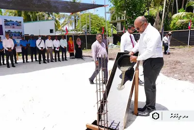 ދިގުރަށު އަލަށް އިމާރާތްކުރާ ފުލުހުންގެ މަރުކަޒުގެ އަމަލީ މަސައްކަތް ފަށައިފި
