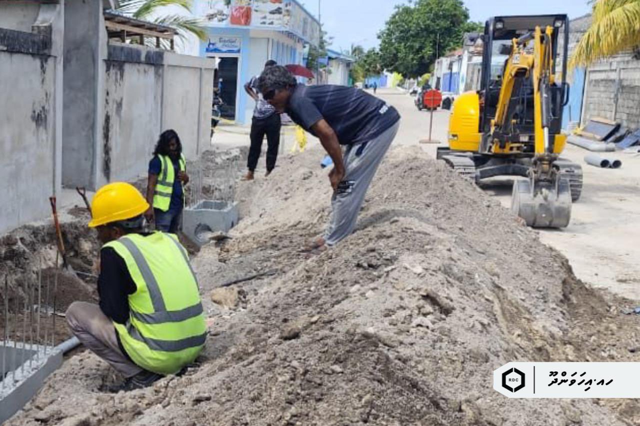 އިހަވަންދޫ މަގުހެދުމުގެ މަސައްކަތް ބާރު ސްޕީޑުގައި ކުރިއަށް