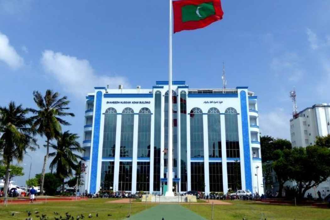 މާލޭގެ ގެއެއްގައި މީހަކު މަރުވެފައި އޮއްވާ ފެނުނު މައްސަލައެއް ބަލަނީ
