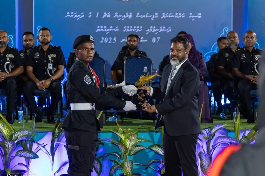 އޮފިސަރުން ޚިދުމަތްކުރަނީ އިންސާފްގެ ބެލެނިވެރިންގެ ގޮތުގައި: ސީޕީ ޒަރީރް