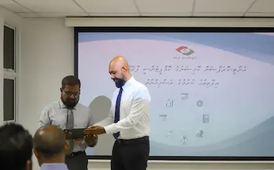 ކޮރަޕްޝަނާ ދެކޮޅަށް މަސައްކަތްކުރުމަށް ފަންނީ ޤާބިލްކަމުގެ އޮނިގަނޑެއް އެކުލަވާލައިފި