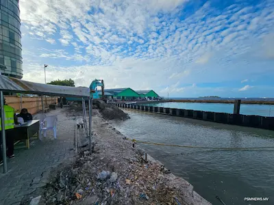 ބޮޑުތަކުރުފާނު މަގު ތަރައްގީކުރުން؛ ޝީޓް ޕައިލްކުރުމުގެ މަސައްކަތް 2 ދުވަސްތެރޭ ނިންމަނީ