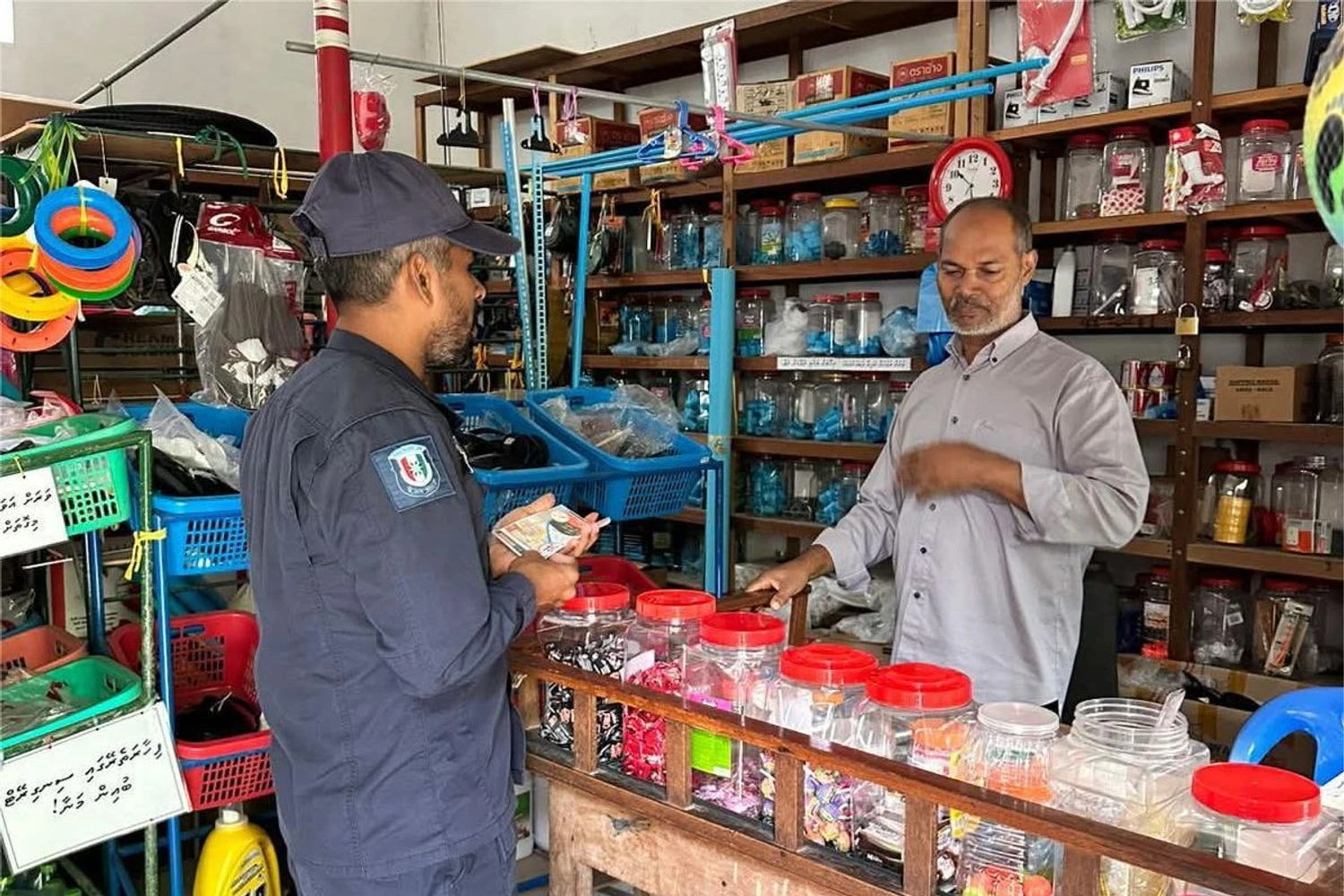 ނޮޅިވަރަމް ވިޔަފާރިވެރިންނަށް ނުރައްކާތެރި ކުށްތައް ހުއްޓުވުމުގެ ޤާނޫނާ ގުޅޭގޮތުން މައުލޫމާތުދީފި