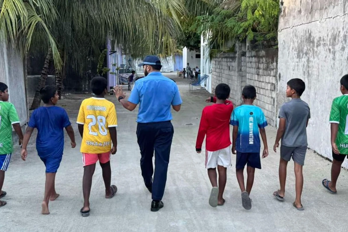 8 ރަށެއްގައި ‘ވޯކް އެންޑް ޓޯކް’ ހަރަކާތްތަކެއް!