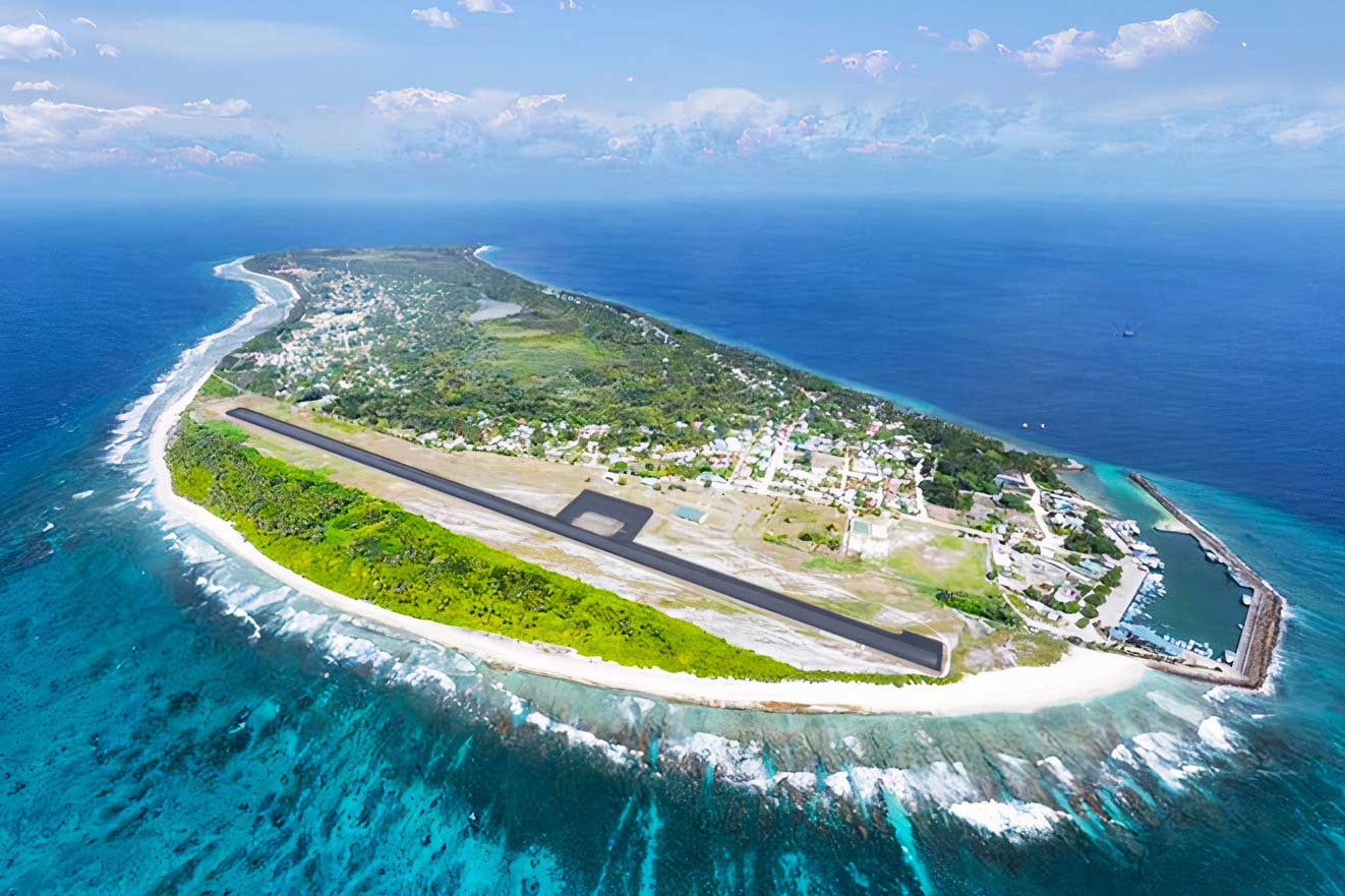 ފަޔަރ ޓްރަކް، އިންޖީނު ހަލާވުމުގެ ސަބަބުން ފުވައްމުލަކު އެއާޕޯޓުގެ ދަތުރުތައް މެދުކެނޑިއްޖެ