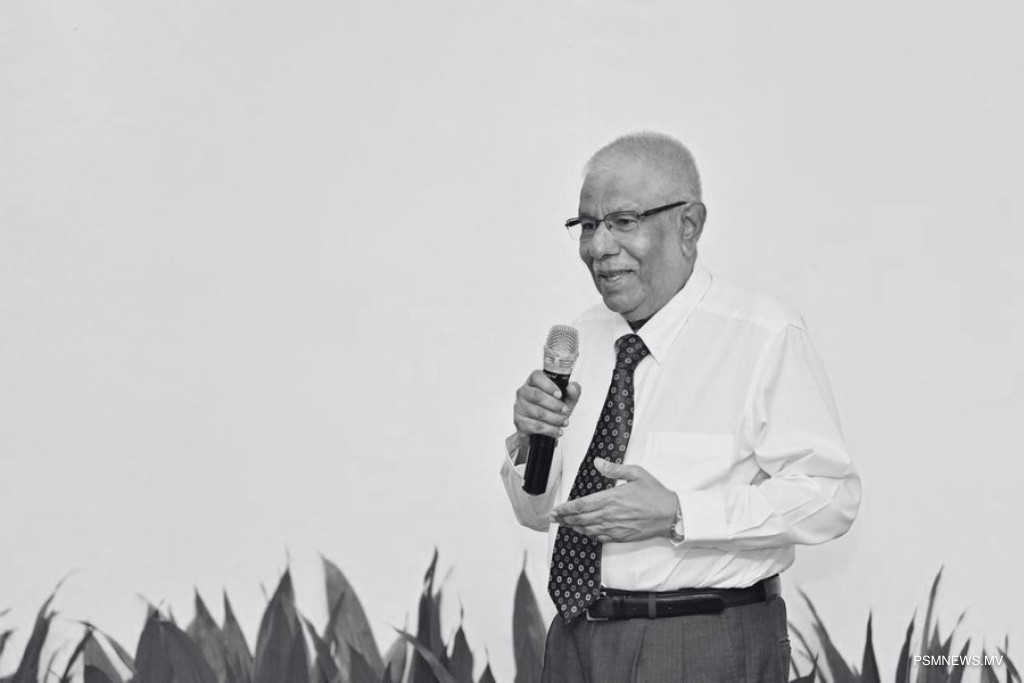 ފަތުރުވެރިކަން ކުރިއެރުވުމަށް ޢުމަރުމަނިކު ކުރައްވާފައިވާ މަސައްކަތްޕުޅަށް، ތަޢުރީފް ޙައްޤު: ރައީސް