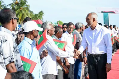 ރައީސްގެ ހދ. އަތޮޅު ދަތުރުފުޅު: ކުރިނބީއަށް ވަޑައިގަތުމުން ހޫނު މަރުހަބާއެއް!