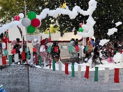 ޤައުމީ ދުވަސް ފާހަގަކުރުމަށް އުތީމުގައި ކުޅިވަރުތަކާއެކު ކުޑަކުދިންގެ ހަވީރެއް ބާއްވައިފި