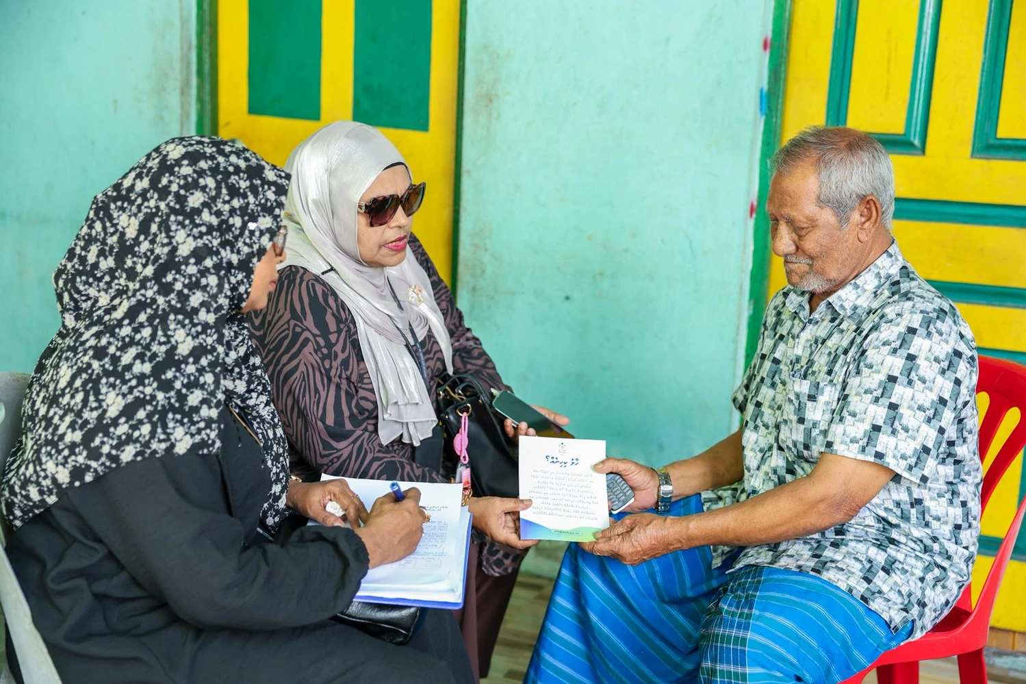 ފީއަލީގައި ‘ހާލު ކިހިނެއް؟’ ޕްރޮގްރާމް ކުރިއަށް ގެންގޮސްފި