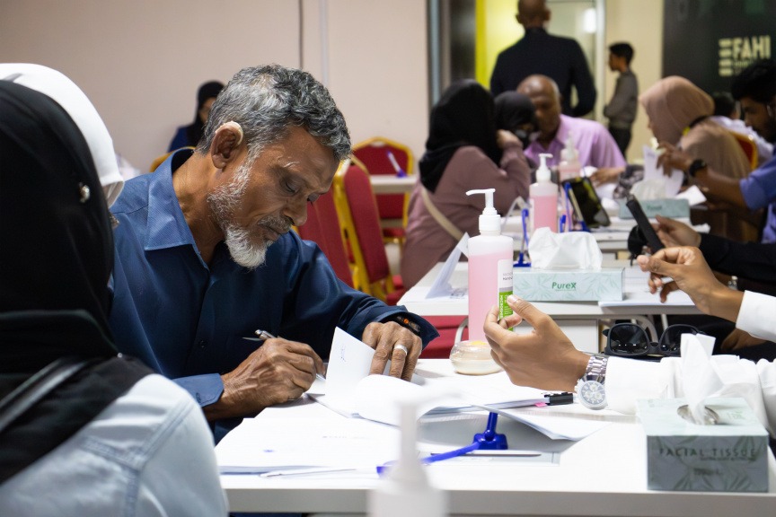 ގެދޮރުވެރިޔާ ސްކީމް: 3402 މީހުންގެ ތެރެއިން 2000 އަށްވުރެ ގިނަ މީހުން އެއްބަސްވުމުގައި ސޮއިކޮށްފި