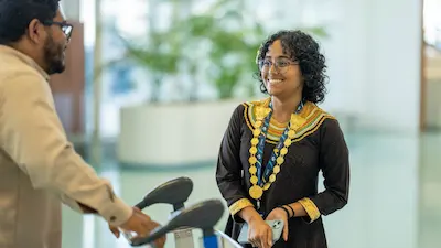 އެމްއޭސީއެލްގެ މުވައްޒަފުން ގައުމީ ހެދުމުގައި ވަޒީފާއަށް ނުކުމެ ދެއްކީ ފުރިހަމަ ނަމޫނާއެއް!