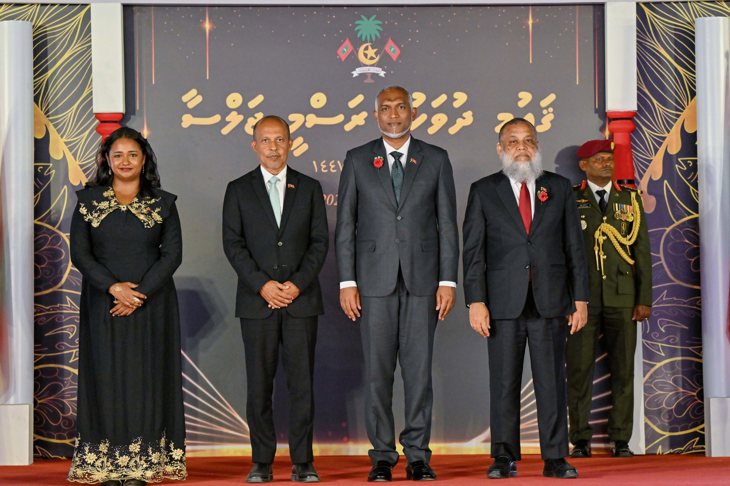 ޝަރަފުވެރިކަމުގެ ޤައުމީ އިނާމު 3 ބޭފުޅަކަށް, ހިތްވަރު ދިނުމުގެ ޤައުމީ އިނާމު 9 ބޭފުޅަކާއި ކުންފުންޏަކަށް ދެއްވައިފި‏