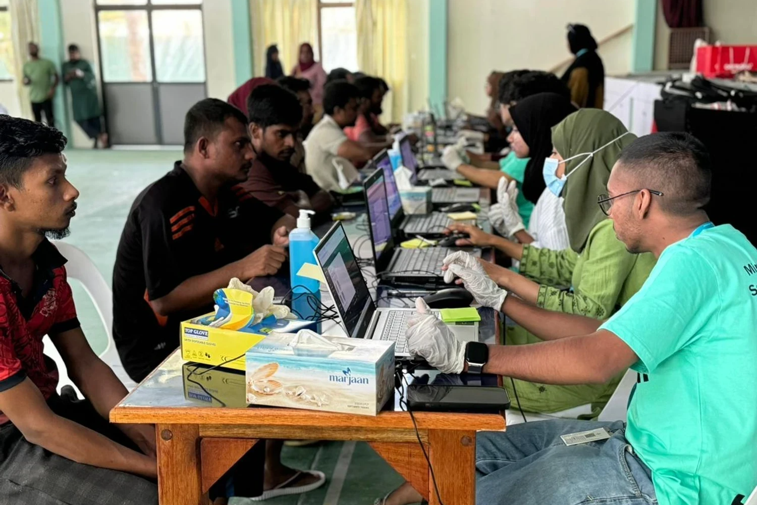 މިހާތަނަށް 174،000 އަށްވުރެ ގިނަ ބިދޭސީންގެ މައުލޫމާތު އެއްކޮށްފި