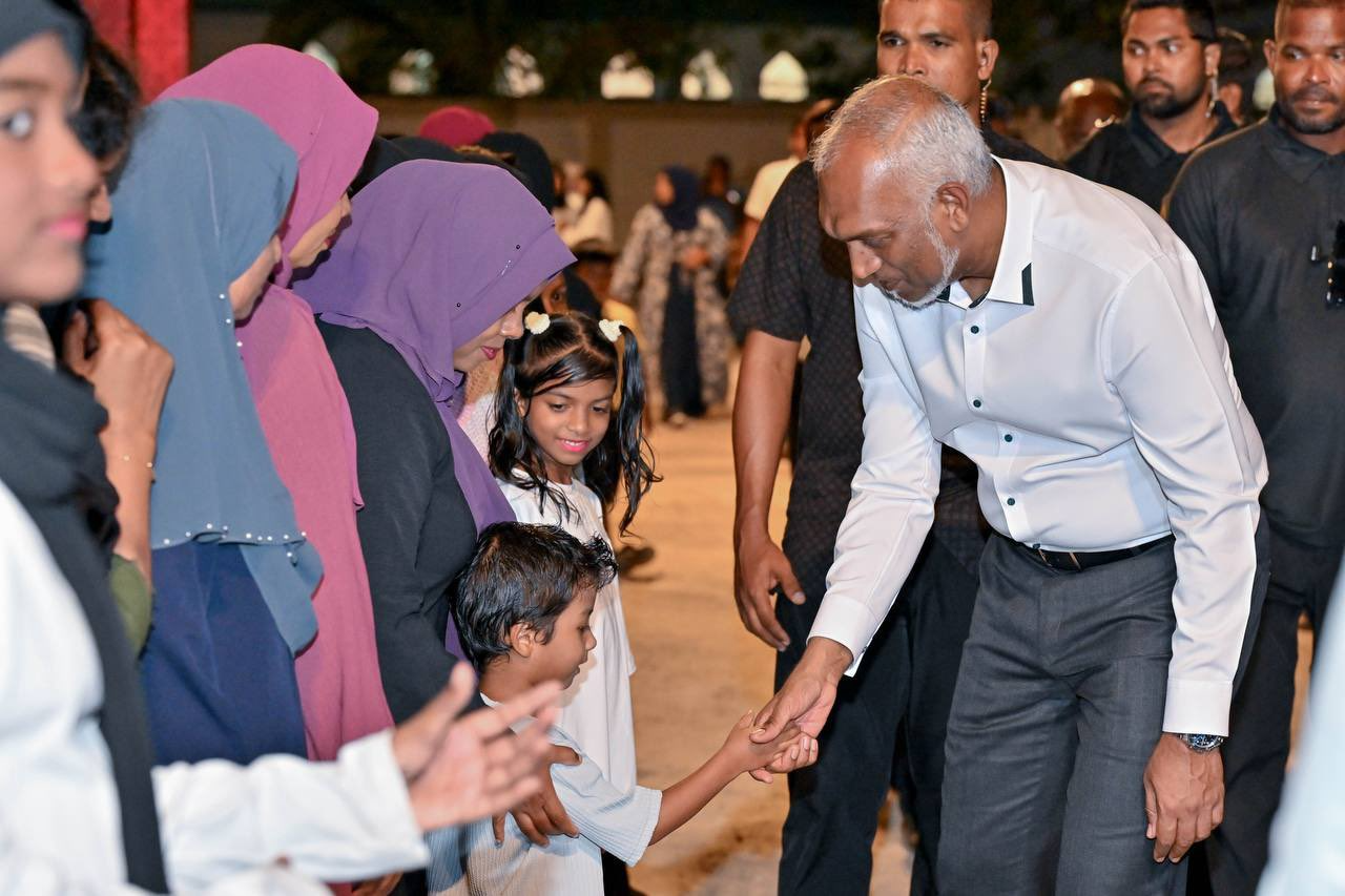 ރައީސް، އއ. އަތޮޅު ރަށްތަކަށް ކުރެއްވި ދަތުރުފުޅު ނިންމަވާލެއްވުމަށްފަހު މާލެ ވަޑައިގެންފި