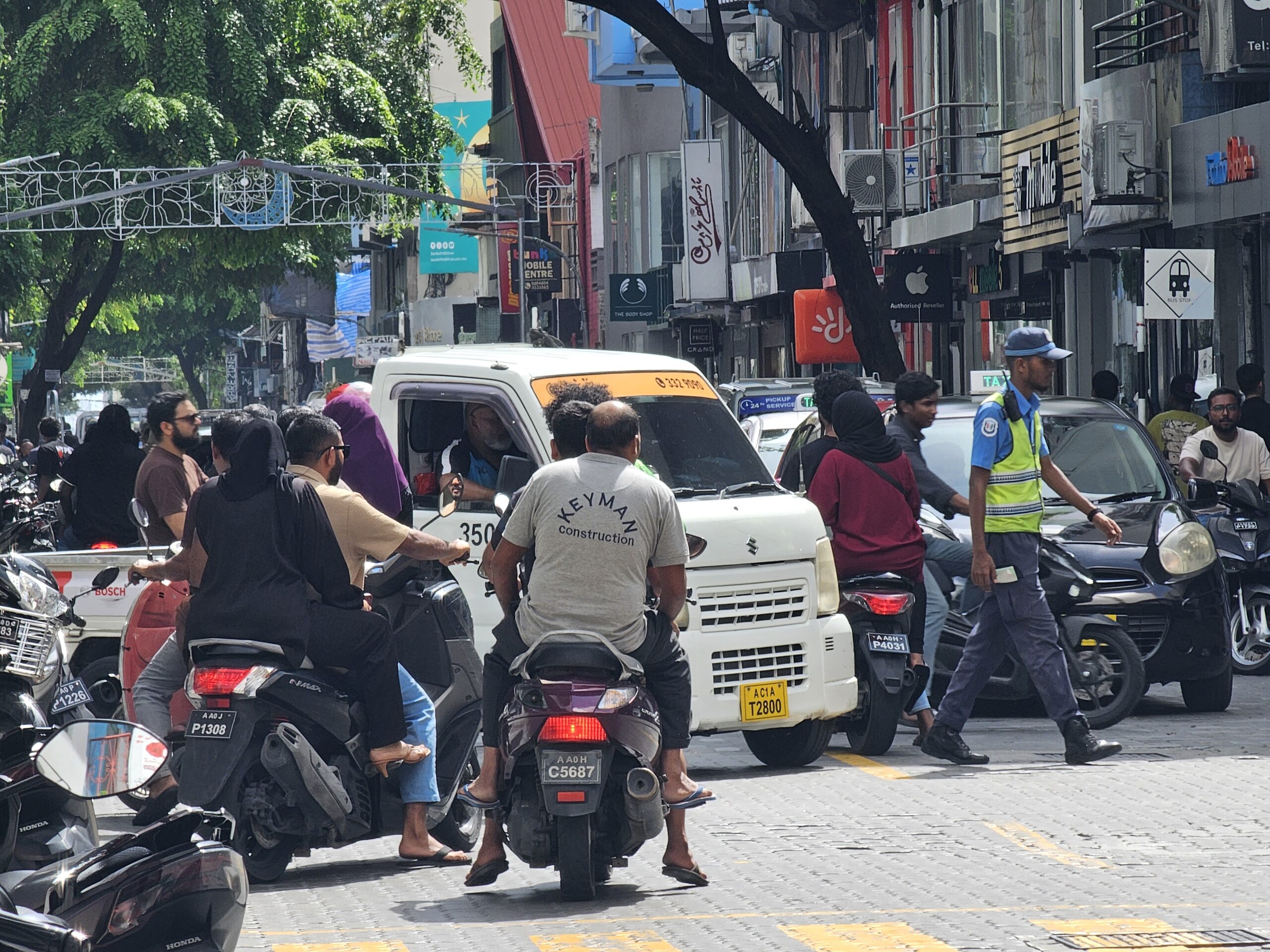 ގޭންގްތަކުގެ ގާނޫނާއެކު ހަތިޔާރެއްނެތި ކުށެއްކުރިނަމަވެސް ބޮޑެތި އަދަބުތައް؛ ގޭންގުތަކުގެ ކުށް މަދުކުރުމަށް ކުރިއެރުން ލިބޭނެ