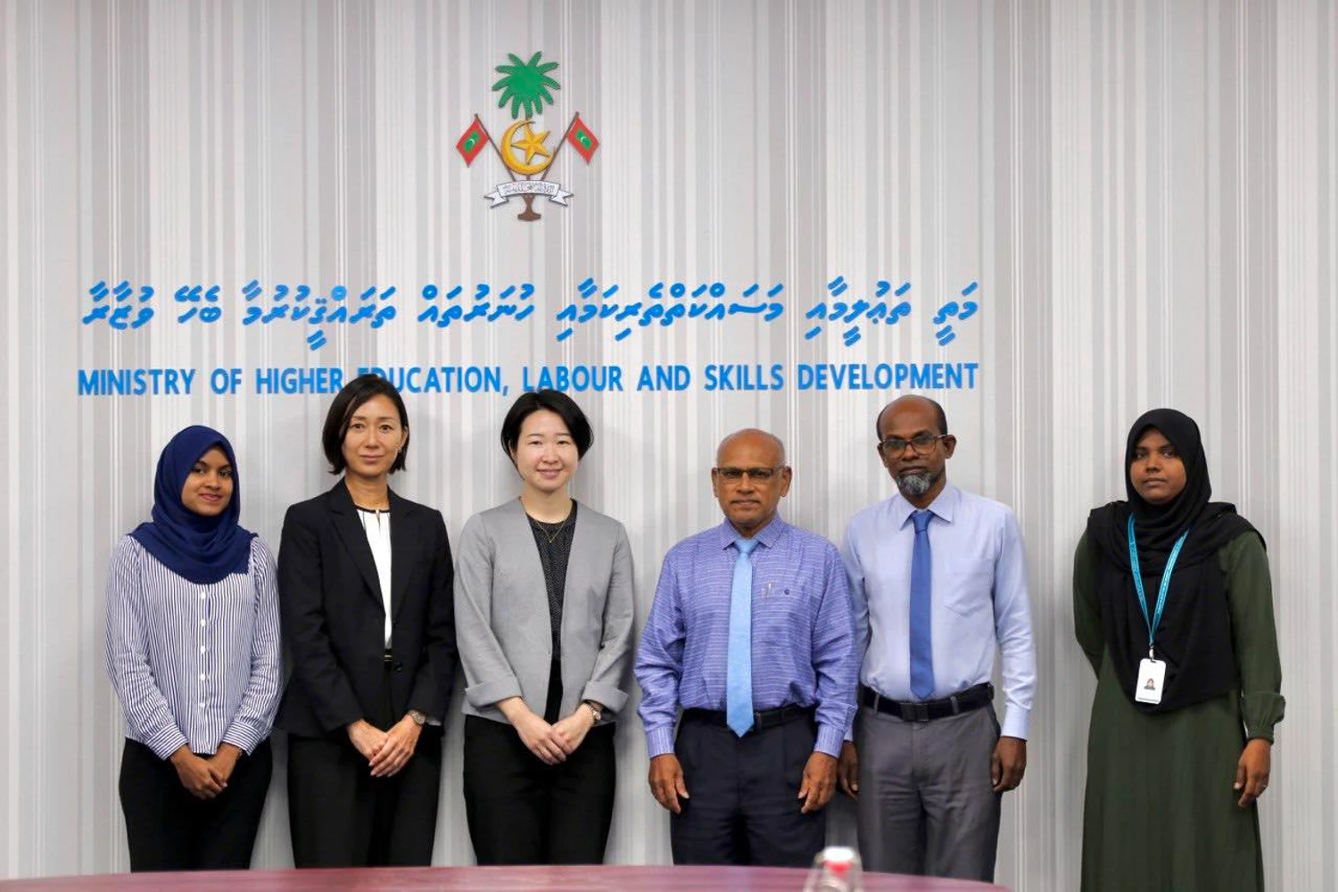 ޖޭ.ޑީ.އެސް ސްކޮލަރޝިޕްގެ ފުރުޞަތުތަކާ ގުޅޭ މަޝްވަރާ ބައްދަލުވުމެއް ބާއްވައިފި