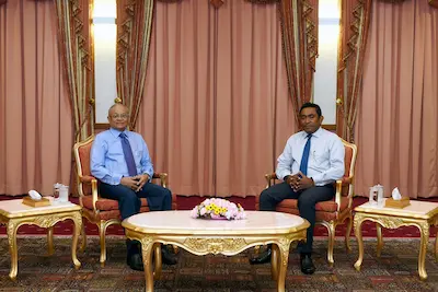 ރައީީސް މައުމޫނާއި ގުޅޭގޮތުން ރައީސް ޔާމީން ދޮގު ވާހަކަތަކެއް ދެއްކެވުމުން އެޅެންހުރި ފިޔަވަޅުތައް ބައްލަވަނީ