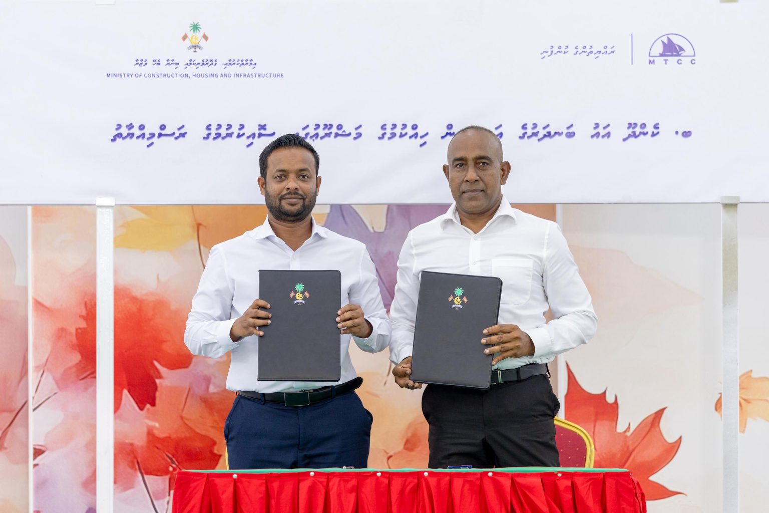 ކެންދޫގެ ބިންހިއްކުމާއި ބަނދަރު އަޕްގްރޭޑް ކުރުމާއި ގޮނޑުދޮށް ހިމާޔަތް ކުރުމުގެ މަސައްކަތް އެމްޓީސީސީ އަށް