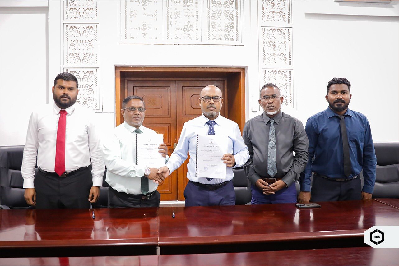 ީފިއްލަދޫގެ މަގުތައް ޒަމާނީ ފެންވަރަކަށް ތަރައްޤީކުރުމަށް އާރްޑީސީއާ ހަވާލުކޮށްފި
