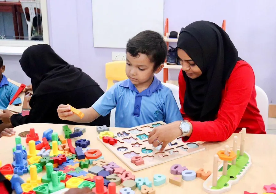 ސެން ޓީޗަރުން ތަމްރީނުކުރާނީ މަސައްކަތުގެ އަމަލީ ތަޖުރިބާ ދިނުމާއެކު: އައިޔޫއެމް
