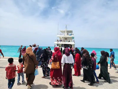 ގެމަނަފުށީ ކައުންސިލް ވޮލީ މުބާރާތް 2025: ފޯރިގަދަ ފައިނަލަށް ފިޔޯރީގެ 150އެއްހާ ސަޕޯޓަރުން ގެމަނަފުއްޓަށް!