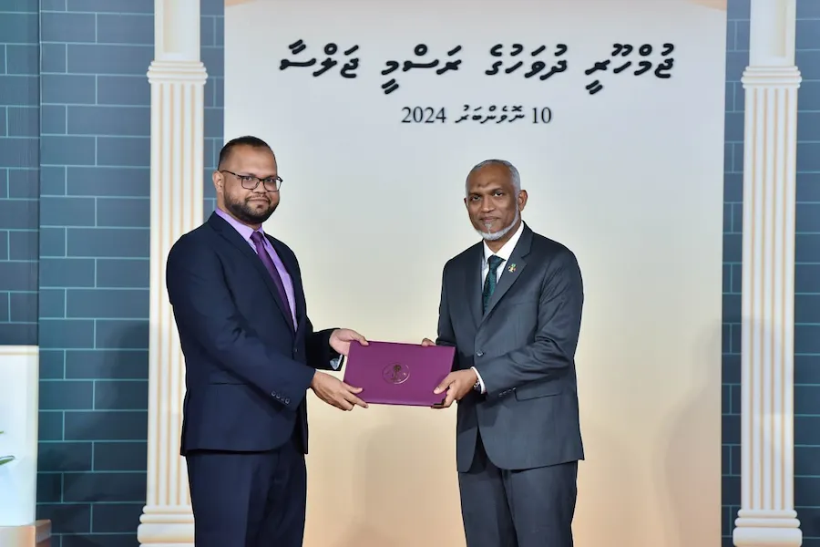 މަތީ ދަރަޖަ ހޯދާ ފަރާތްތަކަށް ރައީސް ދެއްވާ ޚާއްޞަ އިނާމަށް ނަން ހުށަހެޅުމަށް ހުޅުވާލައިފި