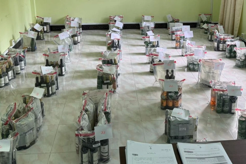 200 ފުޅި ބަނގުރަލާއި 100 އަށްވުރެ ގިނަ ބިޔަރު ދަޅު ނައްތާލައިފި