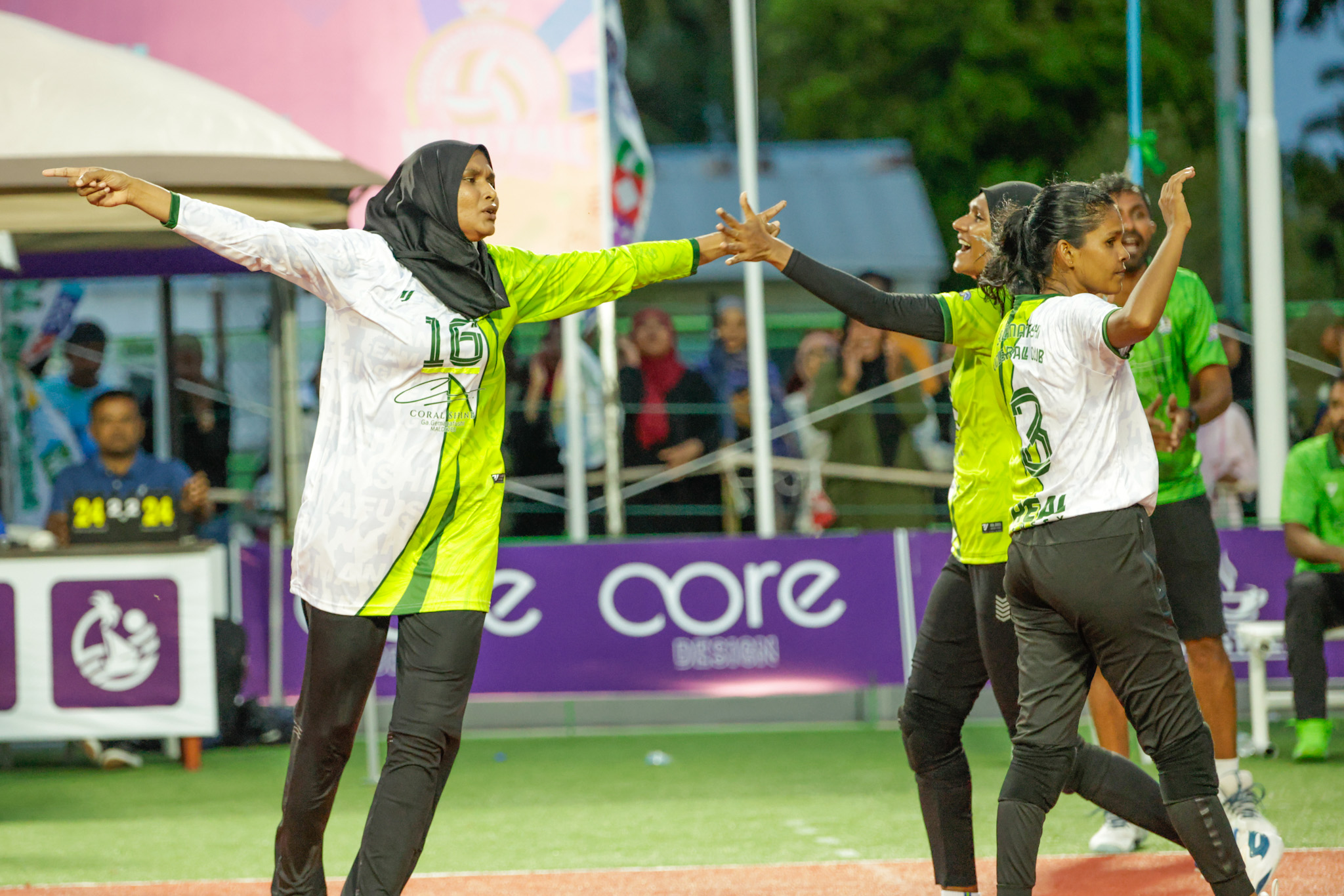 ގެމަނަފުށީ ކައުންސިލް ވޮލީ މުބާރާތް 2025: ކަނޑުހުޅުދޫ މައްޗަށް ކުރިހޯދައި، ފޯރިގަދަ ސެމީފައިނަލުން މޮޅުވެ ގެމަނަފުށިން ފައިނަލުގެ ޖާގަ ކަށަވަރުކޮށްފި