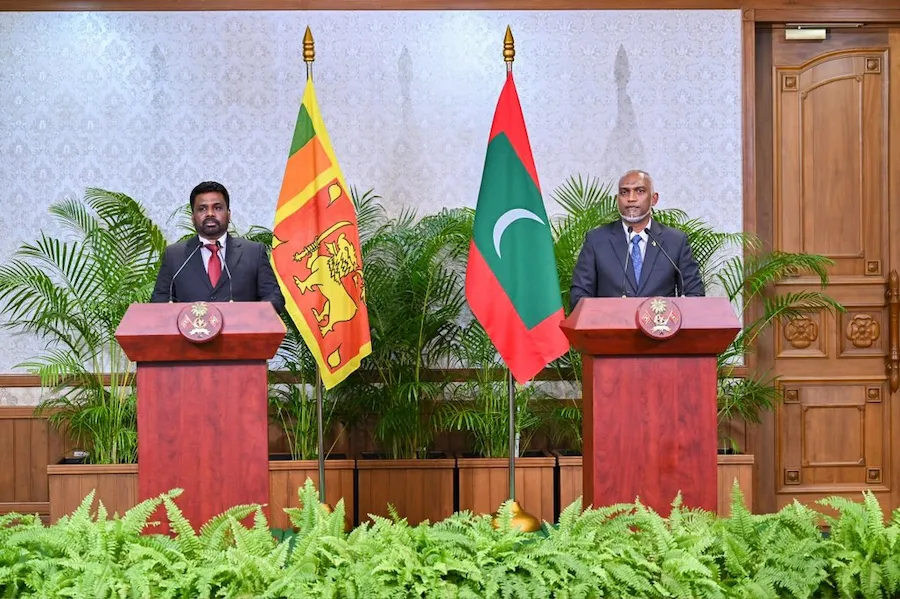 ލަންކާގެ އިގްތިޞާދީ ހާލަތު ކުރިއެރުވުމަށް ކުރެއްވި ހިތްވަރާއި މަސައްކަތްޕުޅަށް ރައީސް ޑރ މުއިއްޒުގެ ތައުރީފު