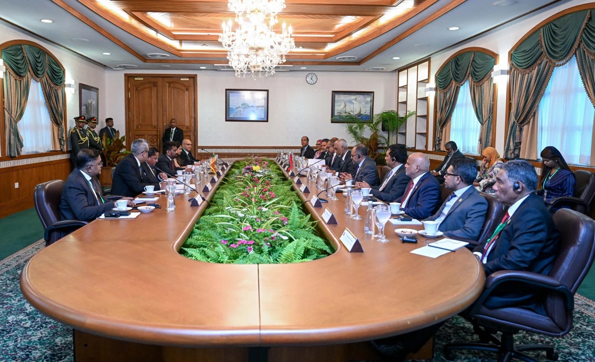ރާއްޖެ އާއި ސްރީލަންކާއާ ދެމެދު ރަސްމީ މަޝްވަރާތައް ކުރިއަށްގެންދަވައިފި